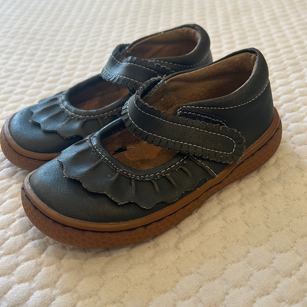 Girls Livie & Luca size 6 shoes